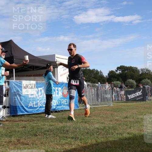 31.08.2025 - Elbe Triathlon Hamburg Strokosch-Dieckow http://msf.ph/oto/8650726 31.08.2025 09:39:04 Laufen 100, 100, 48, 174 meine-sportfotos.de