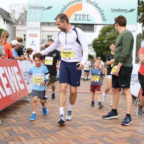 31.08.2025 - 21. Blankeneser Heldenlauf Strokosch-Dieckow http://msf.ph/oto/8650727 31.08.2025 10:36:28 Ziel 2585, 2586, 2739, 2645, 2650, 2744, 2692, 2691, 2608, 2609, 2520, 2522, 2377, 2670, 2674 meine-sportfotos.de