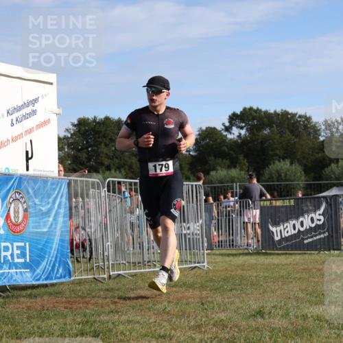31.08.2025 - Elbe Triathlon Hamburg Strokosch-Dieckow http://msf.ph/oto/8650738 31.08.2025 09:39:53 Laufen 179 meine-sportfotos.de