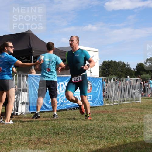 31.08.2025 - Elbe Triathlon Hamburg Strokosch-Dieckow http://msf.ph/oto/8650742 31.08.2025 09:40:00 Laufen 0, 100, 100, 100, 100, 221 meine-sportfotos.de