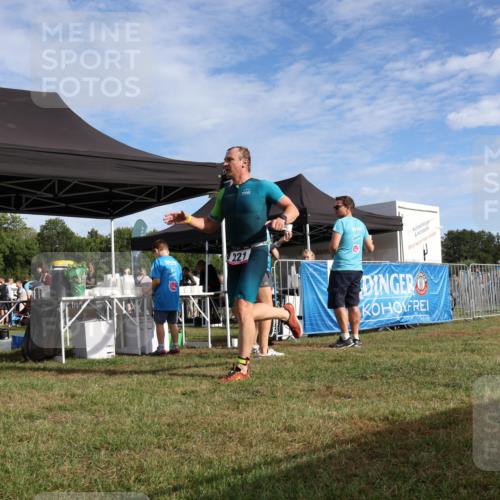 31.08.2025 - Elbe Triathlon Hamburg Strokosch-Dieckow http://msf.ph/oto/8650744 31.08.2025 09:40:01 Laufen 221 meine-sportfotos.de