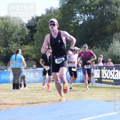 31.08.2025 - Elbe Triathlon Hamburg Strokosch-Dieckow http://msf.ph/oto/8650763 31.08.2025 10:26:29 Ziel 197, 369, 389 meine-sportfotos.de