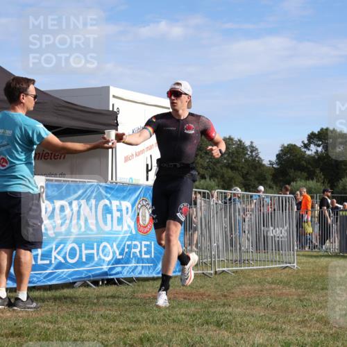 31.08.2025 - Elbe Triathlon Hamburg Strokosch-Dieckow http://msf.ph/oto/8650773 31.08.2025 09:41:21 Laufen 100, 100 meine-sportfotos.de