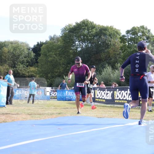 31.08.2025 - Elbe Triathlon Hamburg Strokosch-Dieckow http://msf.ph/oto/8650775 31.08.2025 10:26:31 Ziel 244, 369, 389 meine-sportfotos.de