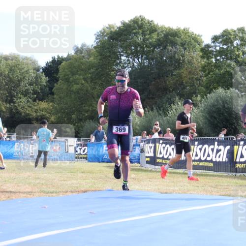 31.08.2025 - Elbe Triathlon Hamburg Strokosch-Dieckow http://msf.ph/oto/8650780 31.08.2025 10:26:31 Ziel 244, 369, 389 meine-sportfotos.de