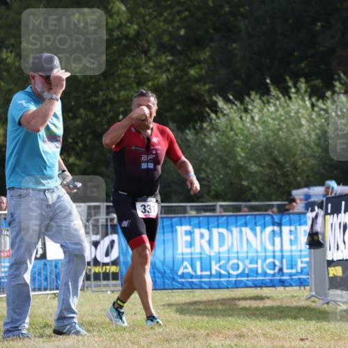 31.08.2025 - Elbe Triathlon Hamburg Strokosch-Dieckow http://msf.ph/oto/8650816 31.08.2025 09:52:06 Laufen 331 meine-sportfotos.de
