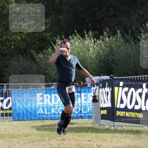 31.08.2025 - Elbe Triathlon Hamburg Strokosch-Dieckow http://msf.ph/oto/8650819 31.08.2025 09:52:13 Laufen 50, 308, 100, 100 meine-sportfotos.de