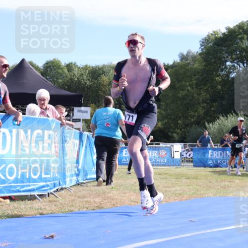 31.08.2025 - Elbe Triathlon Hamburg Strokosch-Dieckow http://msf.ph/oto/8650843 31.08.2025 10:27:29 Ziel 171 meine-sportfotos.de