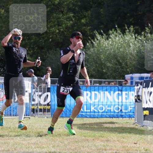 31.08.2025 - Elbe Triathlon Hamburg Strokosch-Dieckow http://msf.ph/oto/8650855 31.08.2025 09:53:22 Laufen 10, 100, 130, 231 meine-sportfotos.de