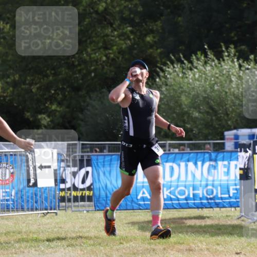 31.08.2025 - Elbe Triathlon Hamburg Strokosch-Dieckow http://msf.ph/oto/8650874 31.08.2025 09:53:54 Laufen 100, 30 meine-sportfotos.de