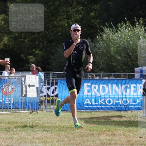 31.08.2025 - Elbe Triathlon Hamburg Strokosch-Dieckow http://msf.ph/oto/8650901 31.08.2025 09:54:20 Laufen 100, 130 meine-sportfotos.de
