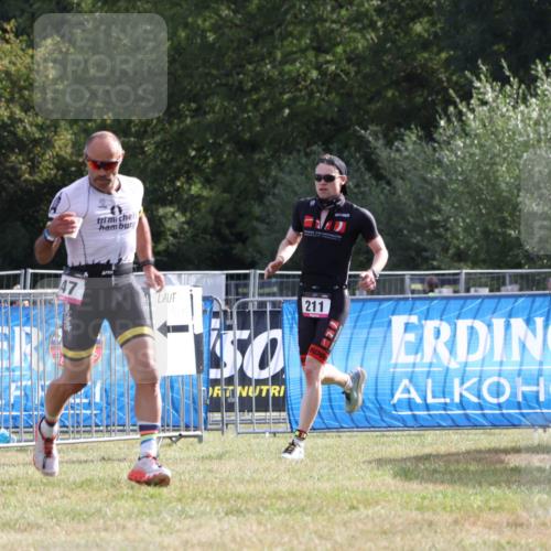 31.08.2025 - Elbe Triathlon Hamburg Strokosch-Dieckow http://msf.ph/oto/8650910 31.08.2025 09:54:31 Laufen 100, 100, 47, 211 meine-sportfotos.de