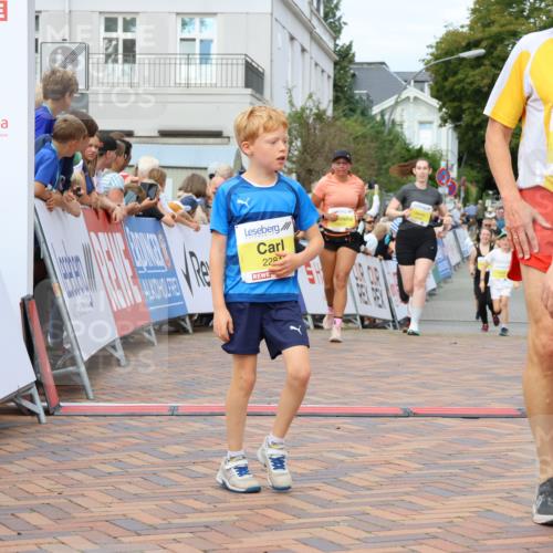 31.08.2025 - 21. Blankeneser Heldenlauf Strokosch-Dieckow http://msf.ph/oto/8650914 31.08.2025 10:36:18 Ziel 2645, 2281, 2282, 2500, 2369, 2377, 2670, 2674 meine-sportfotos.de