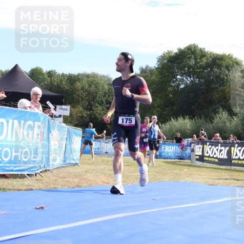 31.08.2025 - Elbe Triathlon Hamburg Strokosch-Dieckow http://msf.ph/oto/8650929 31.08.2025 10:28:40 Ziel 175, 313 meine-sportfotos.de