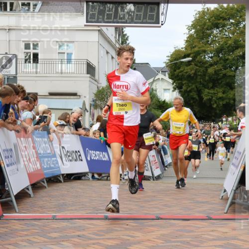 31.08.2025 - 21. Blankeneser Heldenlauf Strokosch-Dieckow http://msf.ph/oto/8650930 31.08.2025 10:36:14 Ziel 2281, 2282, 2500, 2369 meine-sportfotos.de