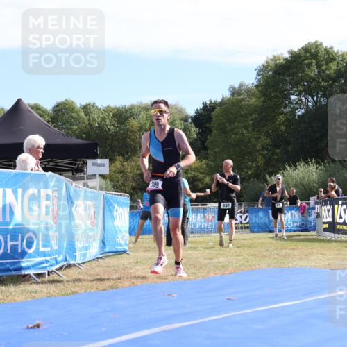 31.08.2025 - Elbe Triathlon Hamburg Strokosch-Dieckow http://msf.ph/oto/8650946 31.08.2025 10:30:14 Ziel 192, 309 meine-sportfotos.de