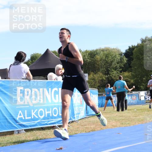 31.08.2025 - Elbe Triathlon Hamburg Strokosch-Dieckow http://msf.ph/oto/8650956 31.08.2025 10:30:21 Ziel 192 meine-sportfotos.de