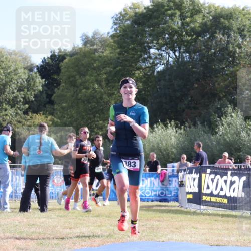 31.08.2025 - Elbe Triathlon Hamburg Strokosch-Dieckow http://msf.ph/oto/8650971 31.08.2025 10:30:55 Ziel 283 meine-sportfotos.de