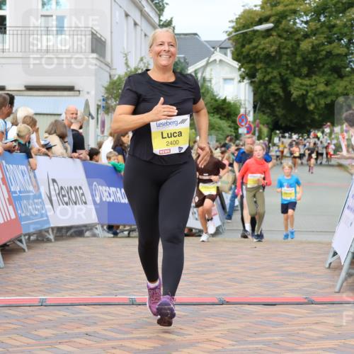 31.08.2025 - 21. Blankeneser Heldenlauf Strokosch-Dieckow http://msf.ph/oto/8650991 31.08.2025 10:35:52 Ziel 2619, 2620, 2622, 2696, 2289, 2290, 2316, 2400 meine-sportfotos.de