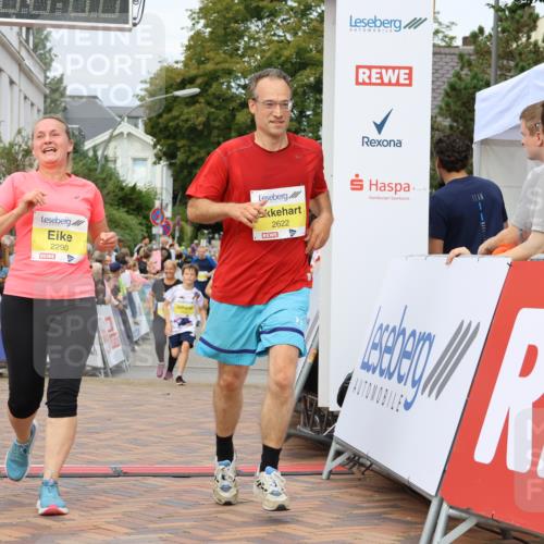 31.08.2025 - 21. Blankeneser Heldenlauf Strokosch-Dieckow http://msf.ph/oto/8651003 31.08.2025 10:35:45 Ziel 2061, 2619, 2620, 2622, 2289, 2290, 2259, 2258, 2175 meine-sportfotos.de