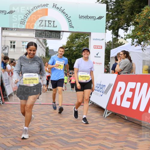 31.08.2025 - 21. Blankeneser Heldenlauf Strokosch-Dieckow http://msf.ph/oto/8651013 31.08.2025 10:35:40 Ziel 2061, 2037, 2107, 2266, 2267, 2622, 2135, 2200, 2289, 2290, 2259, 2258, 2175 meine-sportfotos.de