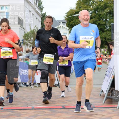 31.08.2025 - 21. Blankeneser Heldenlauf Strokosch-Dieckow http://msf.ph/oto/8651035 31.08.2025 10:35:34 Ziel 2037, 2107, 2458, 2266, 2267, 2135, 2200, 2259, 2258 meine-sportfotos.de