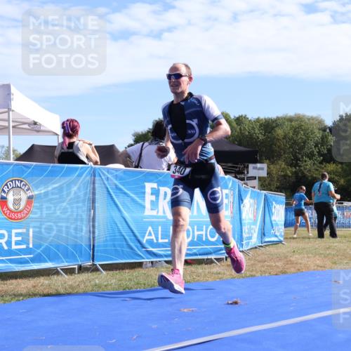 31.08.2025 - Elbe Triathlon Hamburg Strokosch-Dieckow http://msf.ph/oto/8651037 31.08.2025 10:32:59 Ziel 213, 340, 476 meine-sportfotos.de