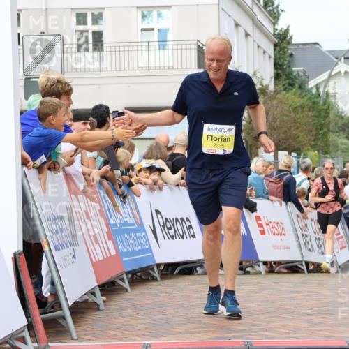 31.08.2025 - 21. Blankeneser Heldenlauf Strokosch-Dieckow http://msf.ph/oto/8651104 31.08.2025 10:35:13 Ziel 2203, 2466, 2335 meine-sportfotos.de