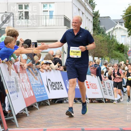 31.08.2025 - 21. Blankeneser Heldenlauf Strokosch-Dieckow http://msf.ph/oto/8651113 31.08.2025 10:35:13 Ziel 2203, 2466, 2335 meine-sportfotos.de