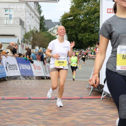 31.08.2025 - 21. Blankeneser Heldenlauf Strokosch-Dieckow http://msf.ph/oto/8651131 31.08.2025 10:35:05 Ziel 2198, 2466, 2547 meine-sportfotos.de