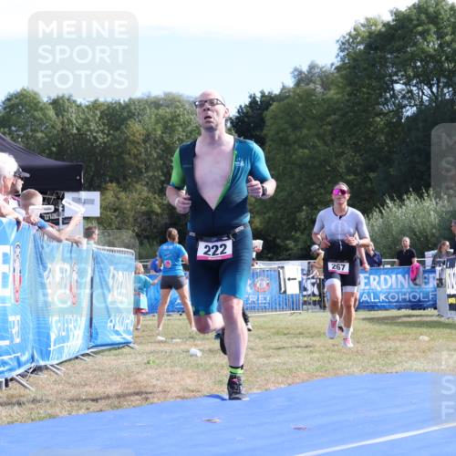 31.08.2025 - Elbe Triathlon Hamburg Strokosch-Dieckow http://msf.ph/oto/8651146 31.08.2025 10:37:51 Ziel 222, 267 meine-sportfotos.de