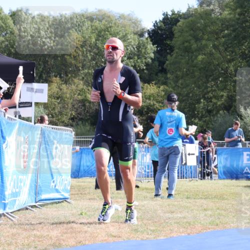 31.08.2025 - Elbe Triathlon Hamburg Strokosch-Dieckow http://msf.ph/oto/8651186 31.08.2025 10:39:36 Ziel 258, 318 meine-sportfotos.de