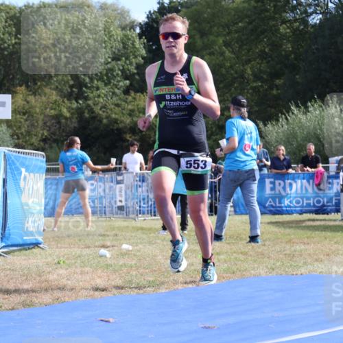 31.08.2025 - Elbe Triathlon Hamburg Strokosch-Dieckow http://msf.ph/oto/8651213 31.08.2025 10:40:11 Ziel 293, 553 meine-sportfotos.de