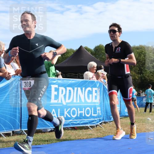 31.08.2025 - Elbe Triathlon Hamburg Strokosch-Dieckow http://msf.ph/oto/8651222 31.08.2025 10:40:53 Ziel 308, 341 meine-sportfotos.de