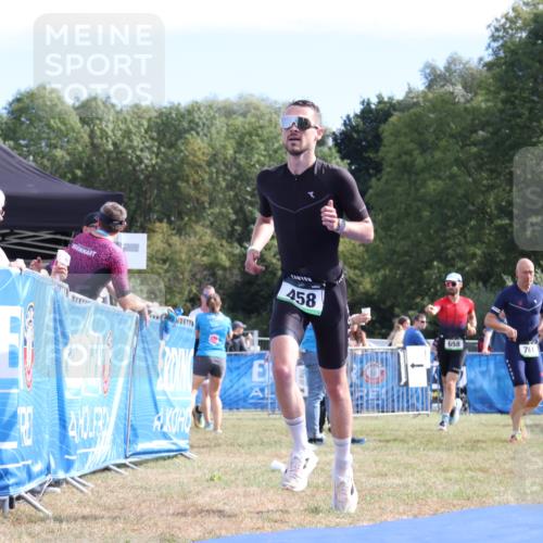 31.08.2025 - Elbe Triathlon Hamburg Strokosch-Dieckow http://msf.ph/oto/8651236 31.08.2025 10:41:57 Ziel 270, 458 meine-sportfotos.de