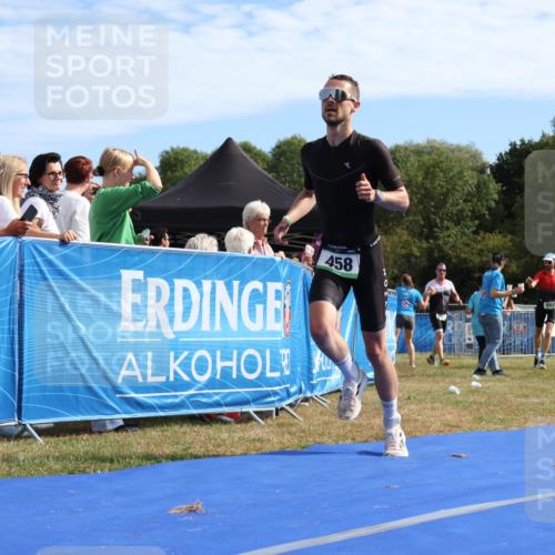 31.08.2025 - Elbe Triathlon Hamburg Strokosch-Dieckow http://msf.ph/oto/8651238 31.08.2025 10:41:58 Ziel 246, 458 meine-sportfotos.de