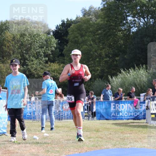 31.08.2025 - Elbe Triathlon Hamburg Strokosch-Dieckow http://msf.ph/oto/8651251 31.08.2025 10:42:15 Ziel 265, 596 meine-sportfotos.de