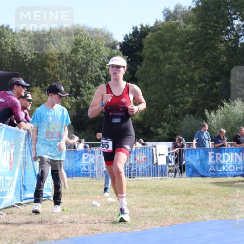 31.08.2025 - Elbe Triathlon Hamburg Strokosch-Dieckow http://msf.ph/oto/8651253 31.08.2025 10:42:16 Ziel 265, 596 meine-sportfotos.de