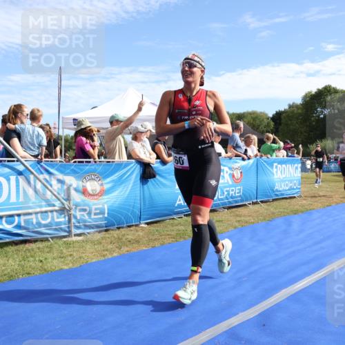 31.08.2025 - Elbe Triathlon Hamburg Strokosch-Dieckow http://msf.ph/oto/8651302 31.08.2025 10:44:23 Ziel 260, 392 meine-sportfotos.de