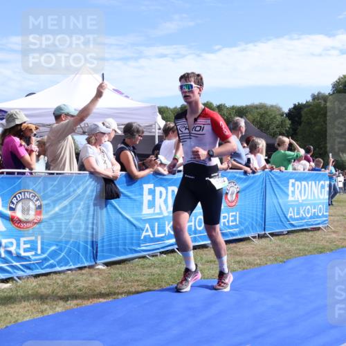 31.08.2025 - Elbe Triathlon Hamburg Strokosch-Dieckow http://msf.ph/oto/8651308 31.08.2025 10:44:25 Ziel 260, 392 meine-sportfotos.de