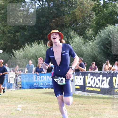 31.08.2025 - Elbe Triathlon Hamburg Strokosch-Dieckow http://msf.ph/oto/8651320 31.08.2025 10:44:42 Ziel 439, 468, 516 meine-sportfotos.de