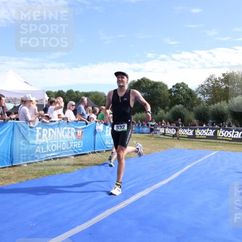 31.08.2025 - Elbe Triathlon Hamburg Strokosch-Dieckow http://msf.ph/oto/8651355 31.08.2025 10:45:19 Ziel 383, 532 meine-sportfotos.de