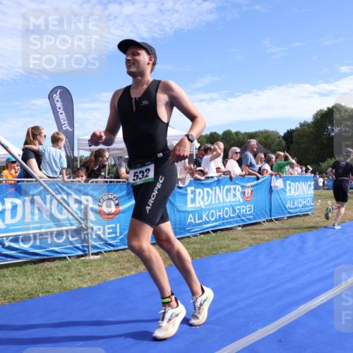 31.08.2025 - Elbe Triathlon Hamburg Strokosch-Dieckow http://msf.ph/oto/8651358 31.08.2025 10:45:19 Ziel 383, 532 meine-sportfotos.de