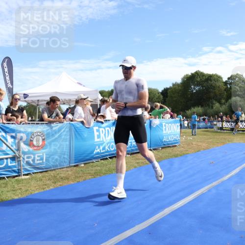 31.08.2025 - Elbe Triathlon Hamburg Strokosch-Dieckow http://msf.ph/oto/8651377 31.08.2025 10:46:13 Ziel 436 meine-sportfotos.de
