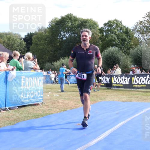 31.08.2025 - Elbe Triathlon Hamburg Strokosch-Dieckow http://msf.ph/oto/8651382 31.08.2025 10:46:31 Ziel 321, 429 meine-sportfotos.de