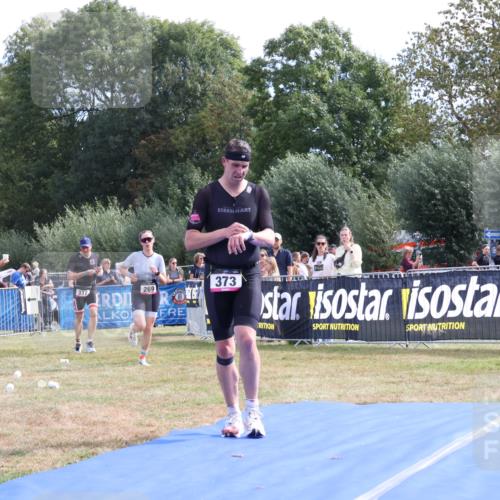 31.08.2025 - Elbe Triathlon Hamburg Strokosch-Dieckow http://msf.ph/oto/8651411 31.08.2025 10:47:05 Ziel 269, 337, 373 meine-sportfotos.de