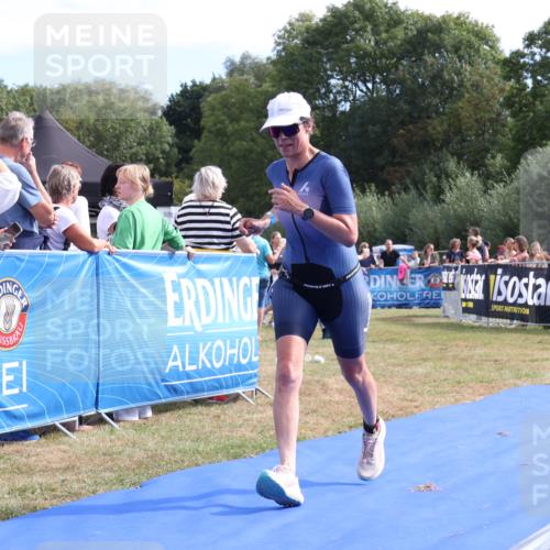 31.08.2025 - Elbe Triathlon Hamburg Strokosch-Dieckow http://msf.ph/oto/8651440 31.08.2025 10:47:31 Ziel 278, 397, 440, 514 meine-sportfotos.de