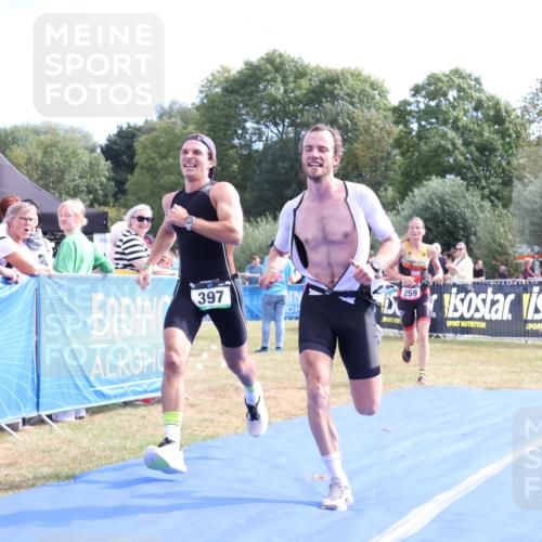 31.08.2025 - Elbe Triathlon Hamburg Strokosch-Dieckow http://msf.ph/oto/8651444 31.08.2025 10:47:38 Ziel 259, 397, 440 meine-sportfotos.de