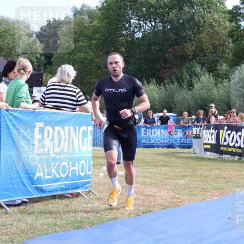 31.08.2025 - Elbe Triathlon Hamburg Strokosch-Dieckow http://msf.ph/oto/8651465 31.08.2025 10:48:02 Ziel 507 meine-sportfotos.de