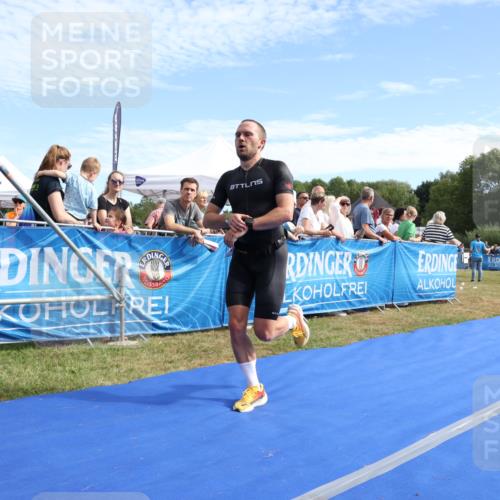 31.08.2025 - Elbe Triathlon Hamburg Strokosch-Dieckow http://msf.ph/oto/8651468 31.08.2025 10:48:04 Ziel 507 meine-sportfotos.de